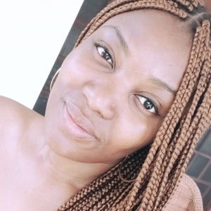 Meet your Posher, Doyin